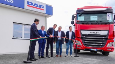 Inaugurazione Piazzale Usato Ovip Daf